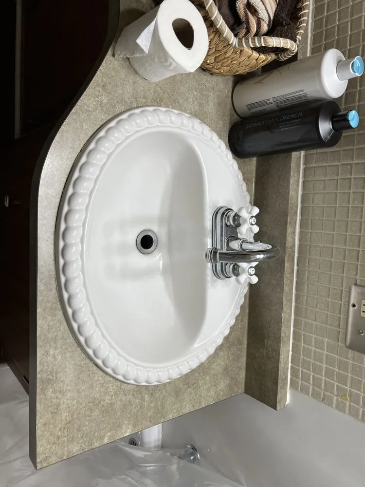 Reliable leak detection experts serving Du Quoin, IL - McQueens On-The-Go Home & Automobile Cleaning Services