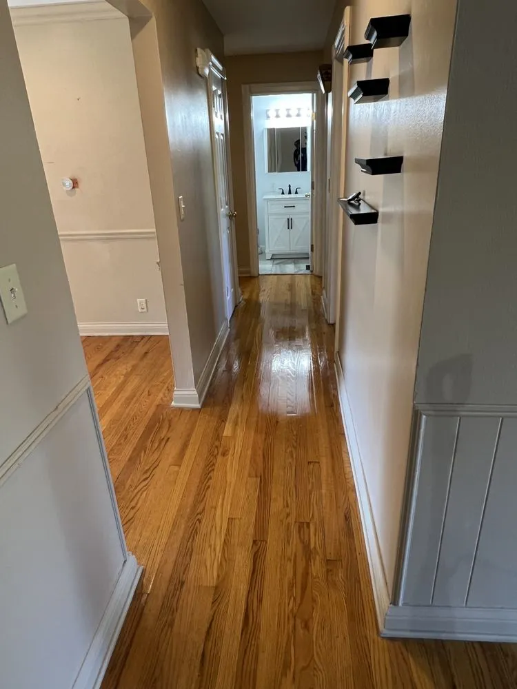 Top-rated leak detection for homes in Du Quoin, IL by McQueens On-The-Go Home & Automobile Cleaning Services