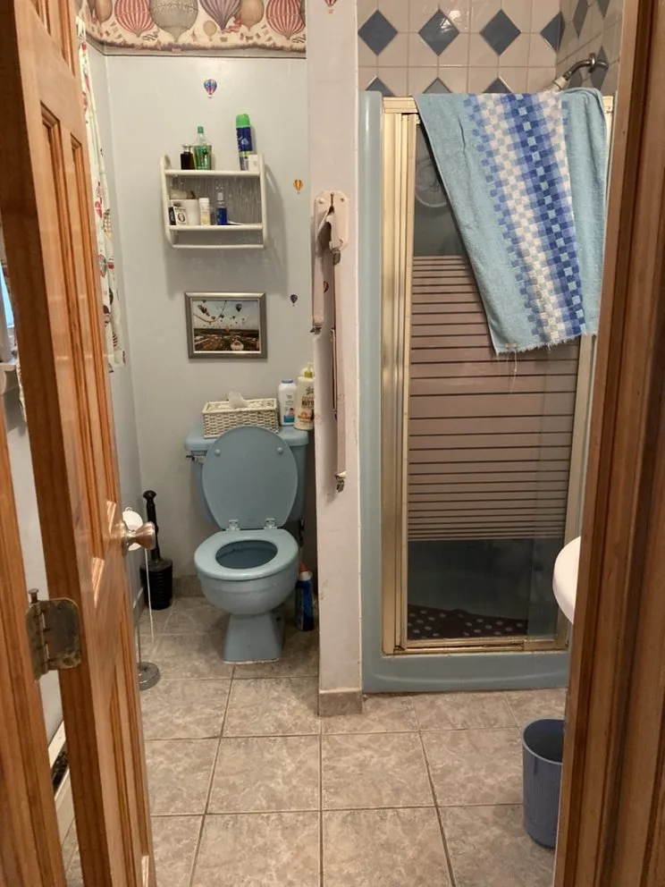 Slide of Me & Gee Home Services