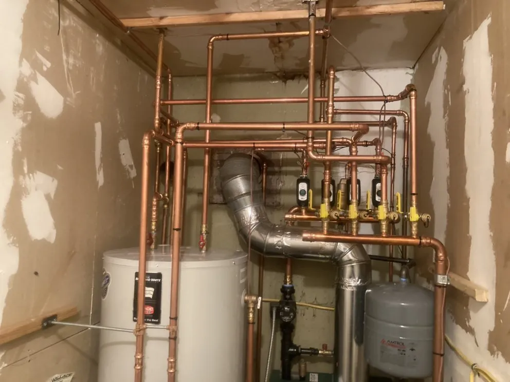 Slide of Me & Gee Home Services