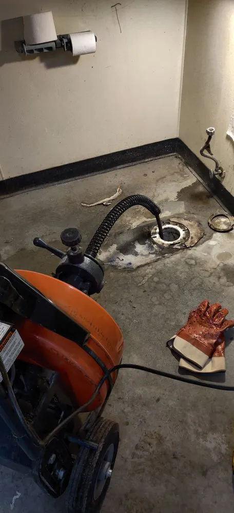 Quality emergency plumbing experts serving Scranton, PA - M&E Hvac Plumbing Solution's