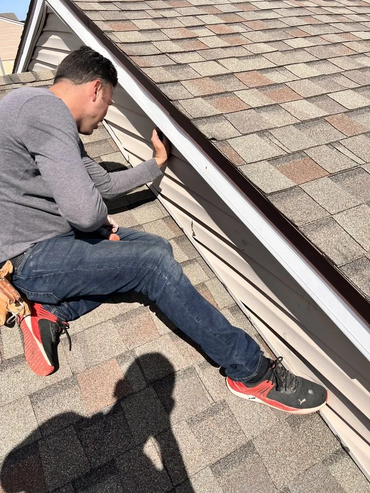 Slide of Meck Services