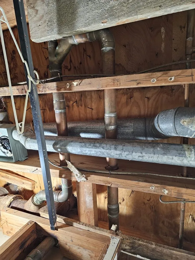 Slide of Medert Services