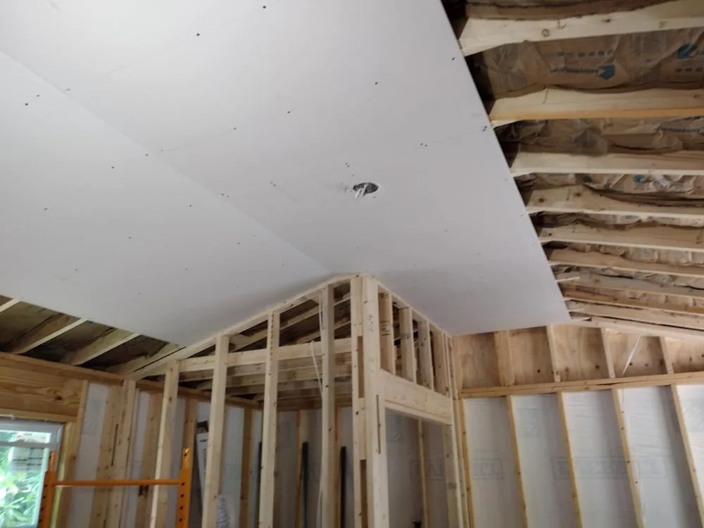 Slide of Meeks Home Improvement