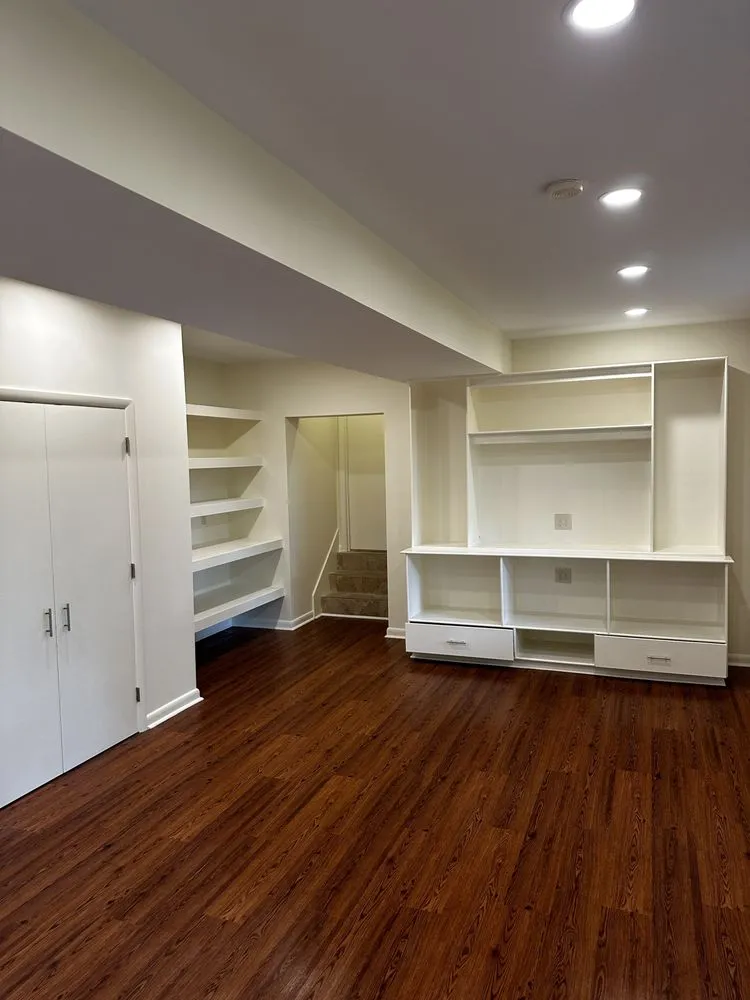 Slide of Meeks Home Improvement