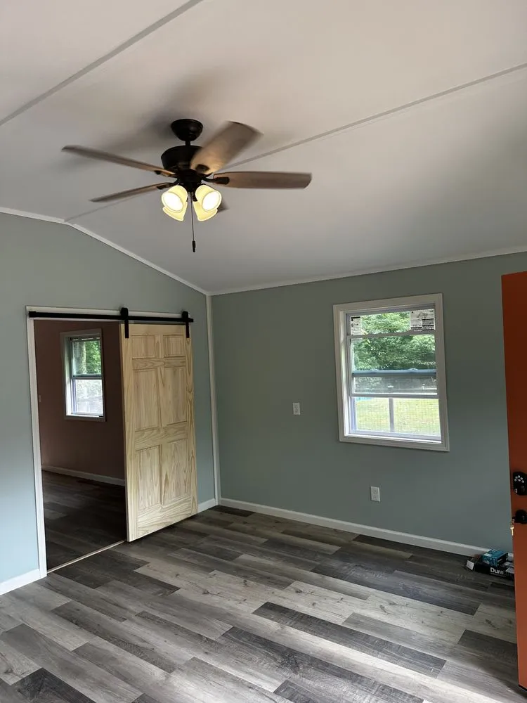 Slide of Meeks Home Improvement