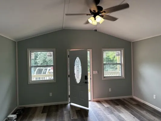 Meeks Home Improvement Logo