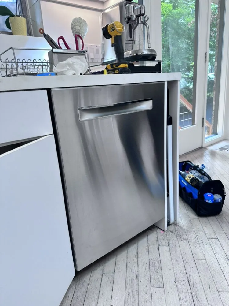 Expert leak detection in Herndon, VA by Mega Multiservice