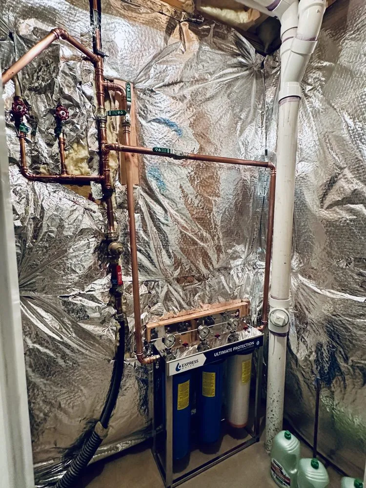 Slide of Mega Multiservice