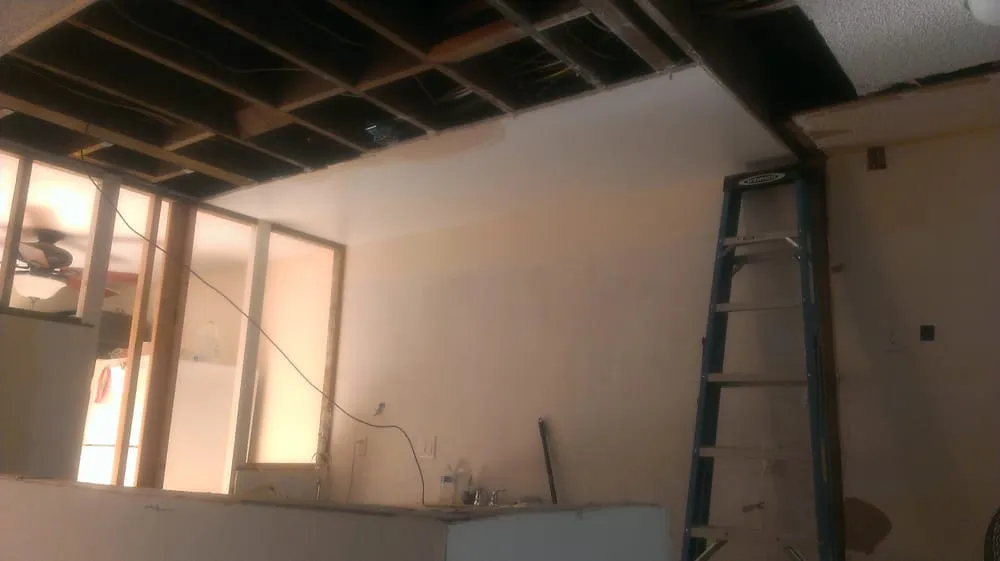 Slide of Mel Furtado