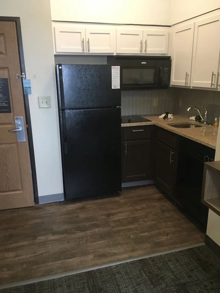 Slide of Mels Remodeling