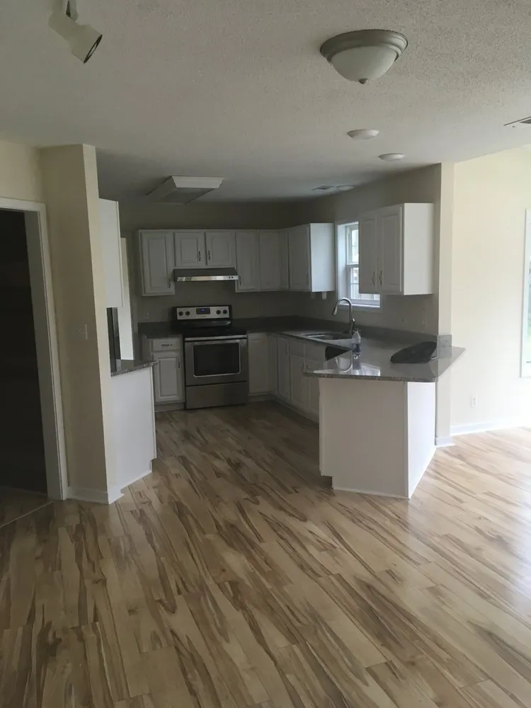 Slide of Mels Remodeling