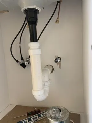 Melvin Plumbing Logo