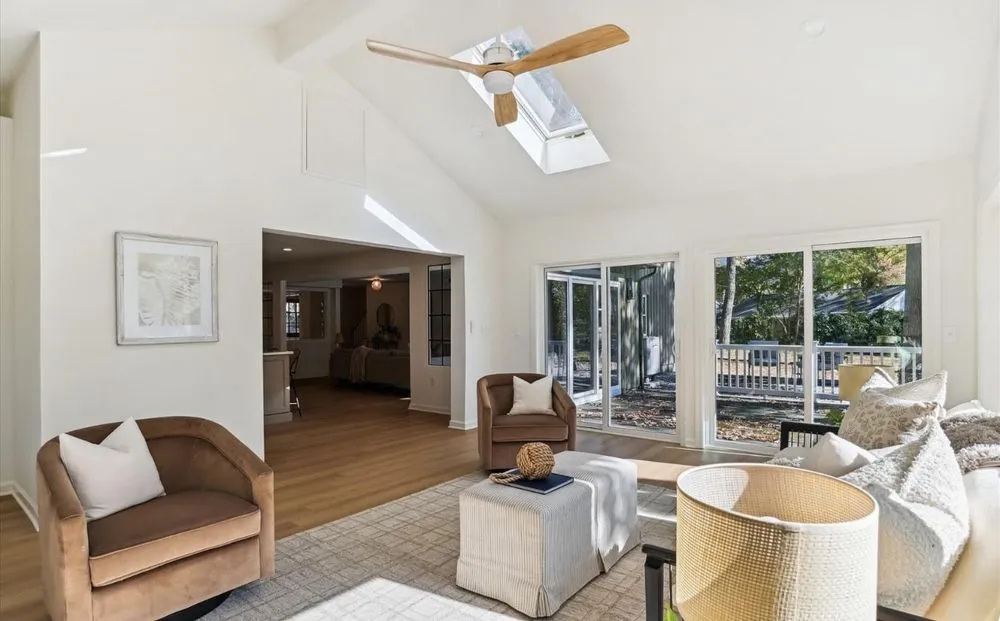 Slide of Mencia and Sons Home Improvement