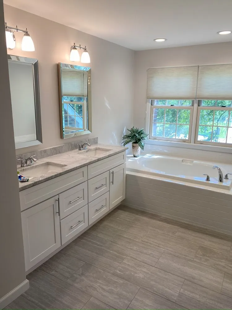 Slide of Mencia and Sons Home Improvement