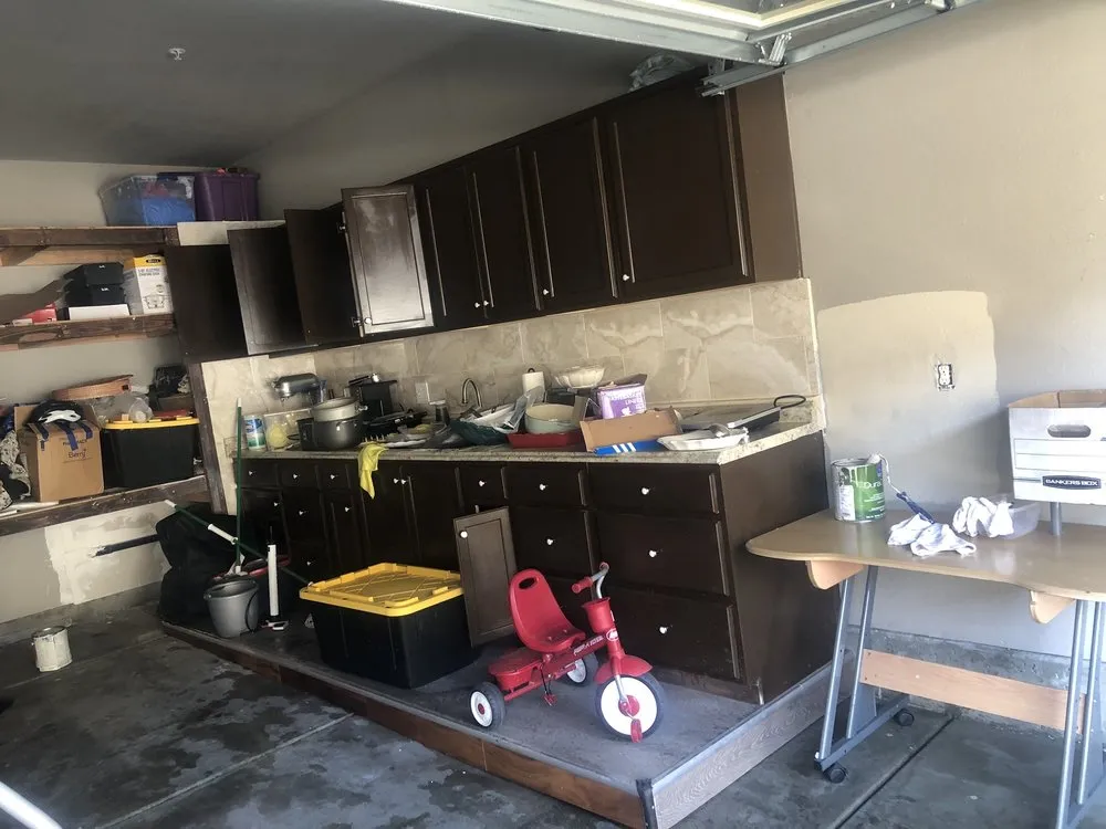 Slide of Mendez Handyman Service