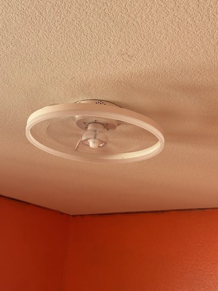 Slide of Mendez Services