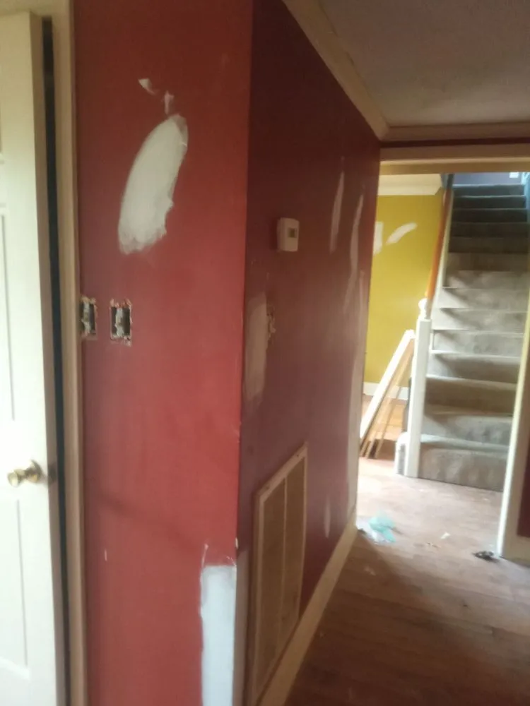 Slide of Mendoza Construction