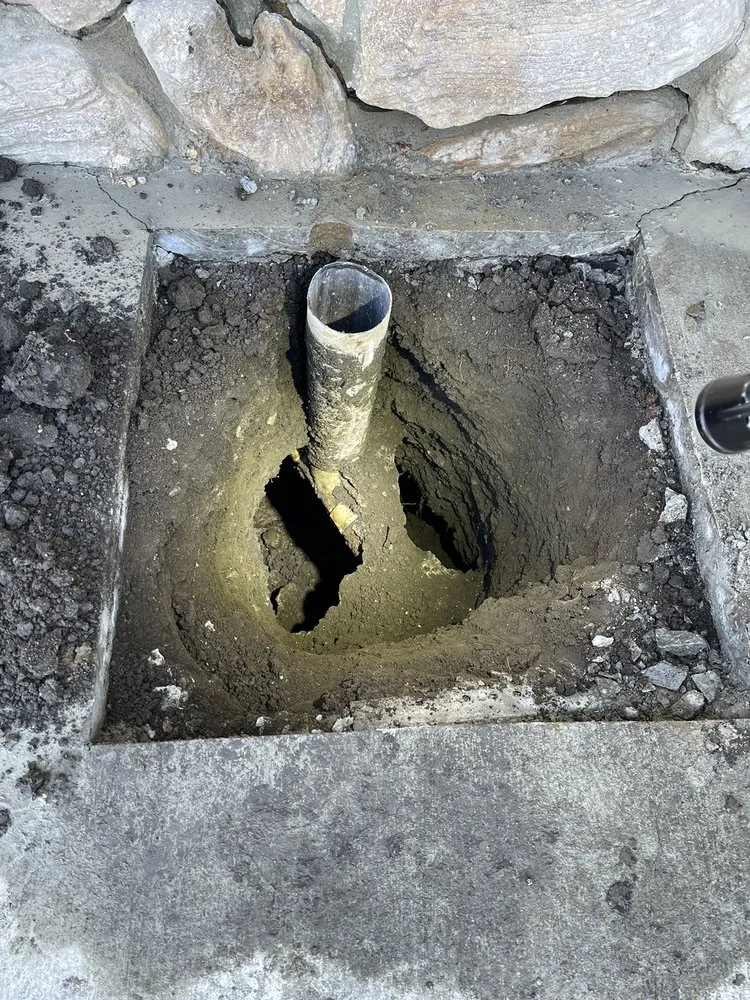 Slide of Mendoza Handyman