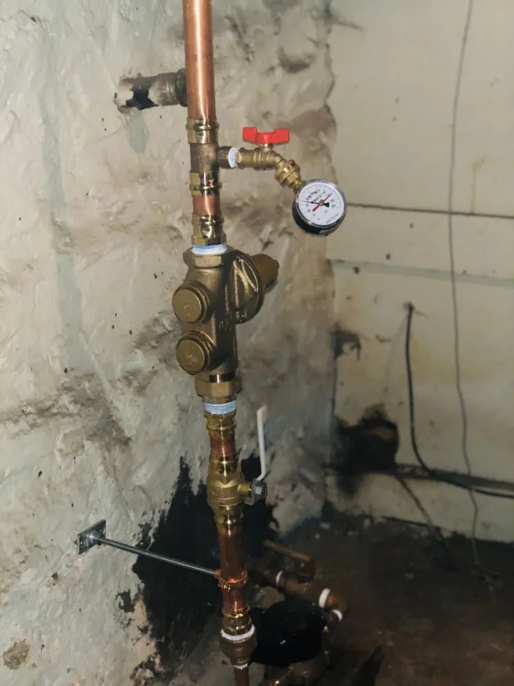 Emergency pipe repair in Worcester, MA by MenWon Plumbing & Drain Services
