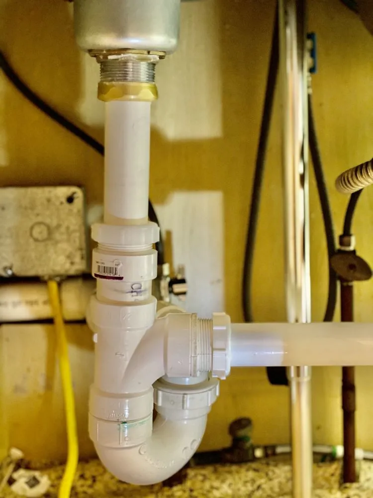 Slide of MenWon Plumbing & Drain Services