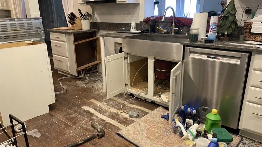 Slide of Mercury Plumbing