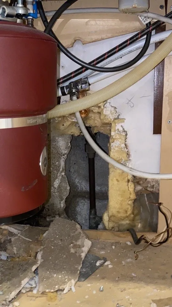 Slide of Mercury Plumbing