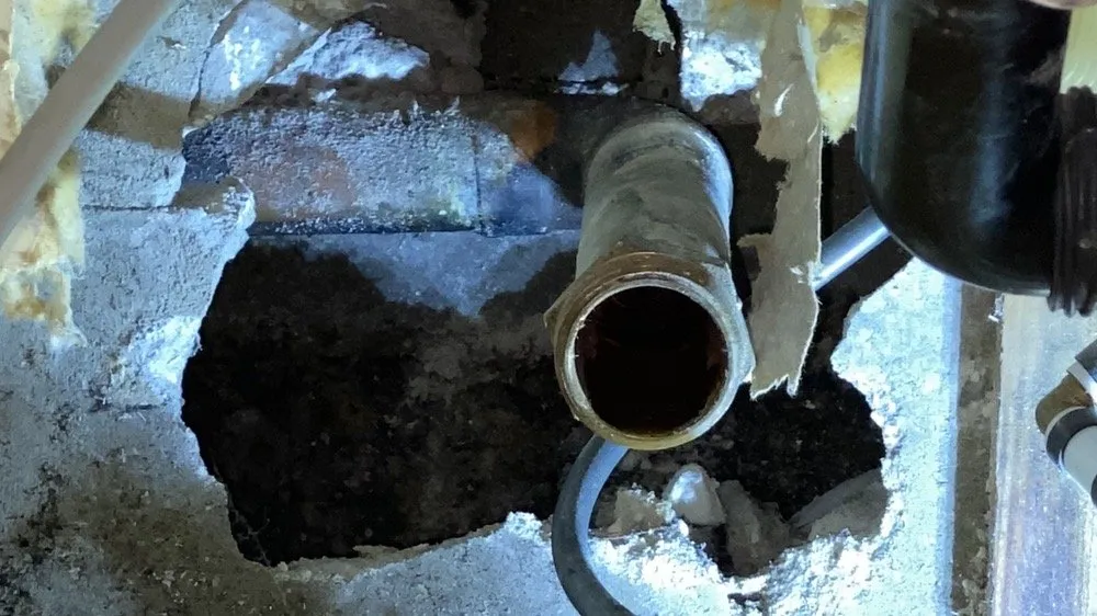 Slide of Mercury Plumbing