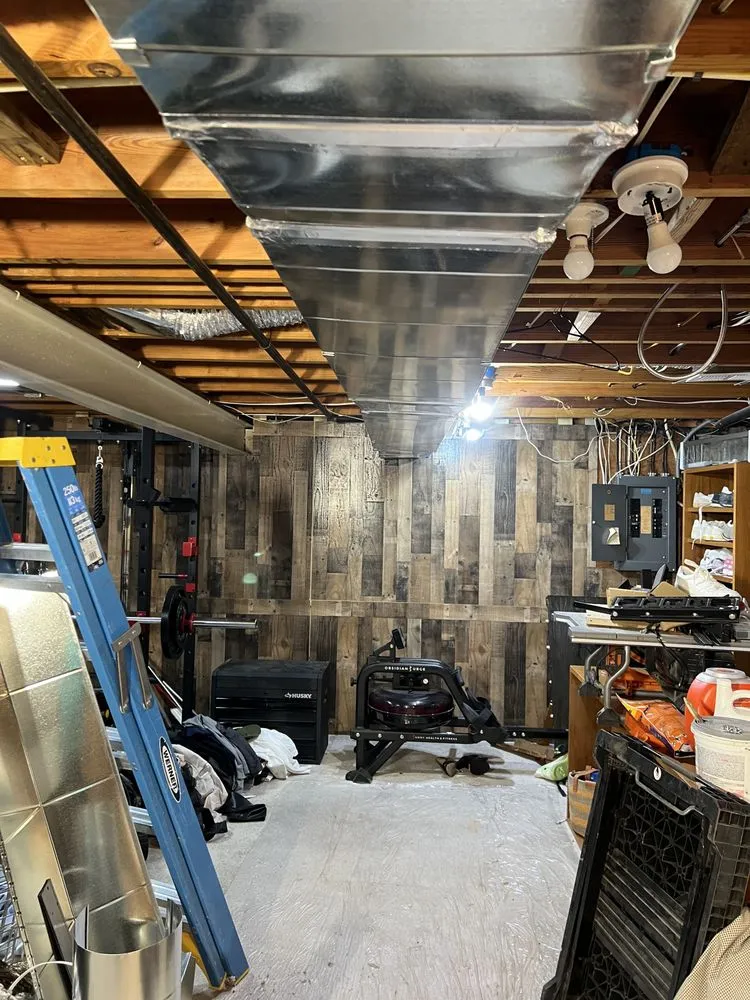 Slide of M&G Air Conditioning