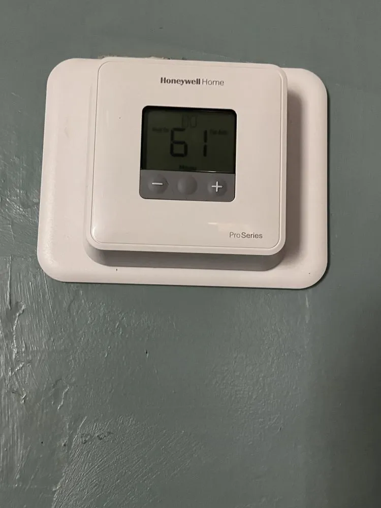 Slide of M&G Air Conditioning