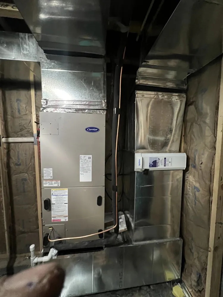 Slide of M&G Air Conditioning