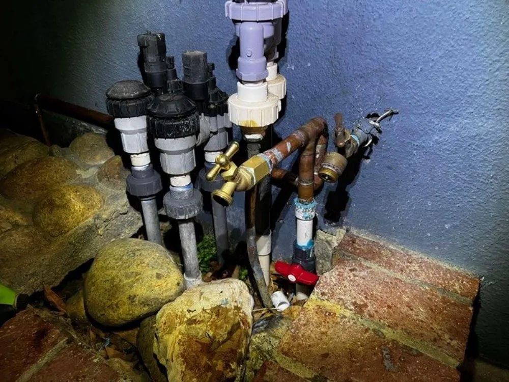 Slide of MG Plumbing 24/7