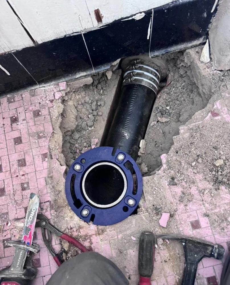 Slide of M&G Plumbing