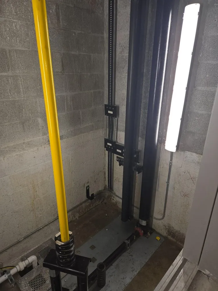 Reliable emergency plumbing for homes in Florida City, FL by Miami Service Plumbers