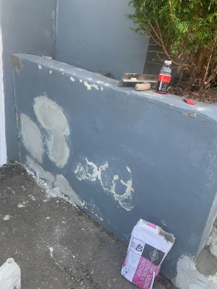 Slide of Michael's Professional Handyhandz Services