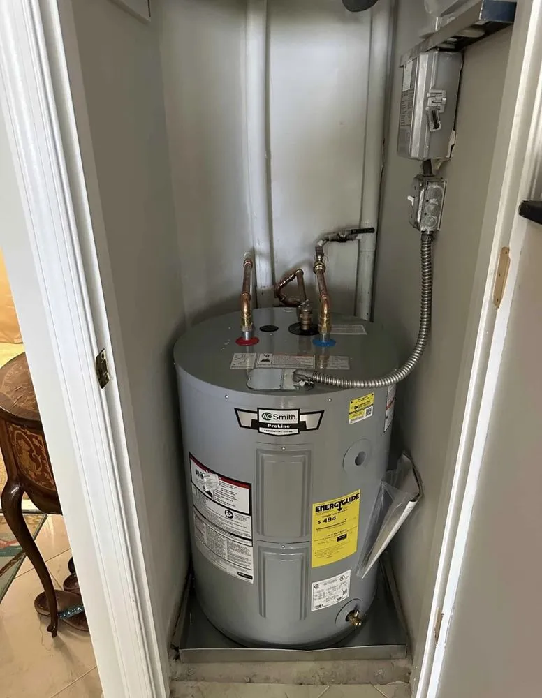 Slide of Michel Jimenez