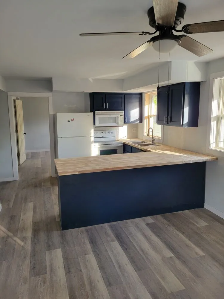 Slide of Mid MO Handyman