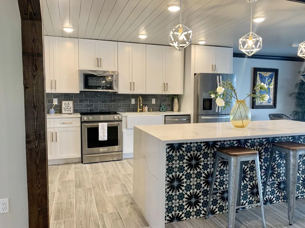 Slide of Mid South Handyman