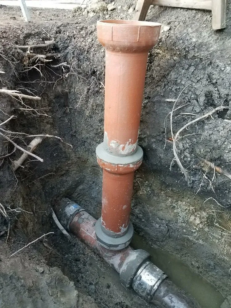 Emergency leak detection for homes in Chicago Ridge, IL by Midwest Hydro Jetting And Sewer Service