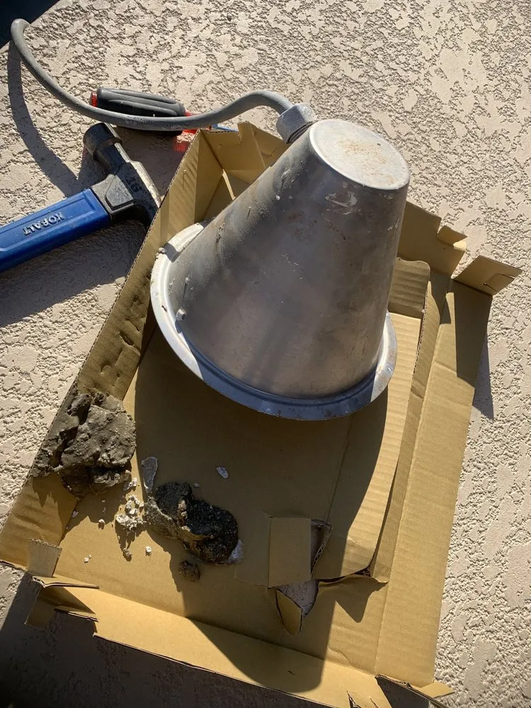 Slide of Mighty Hand Pros