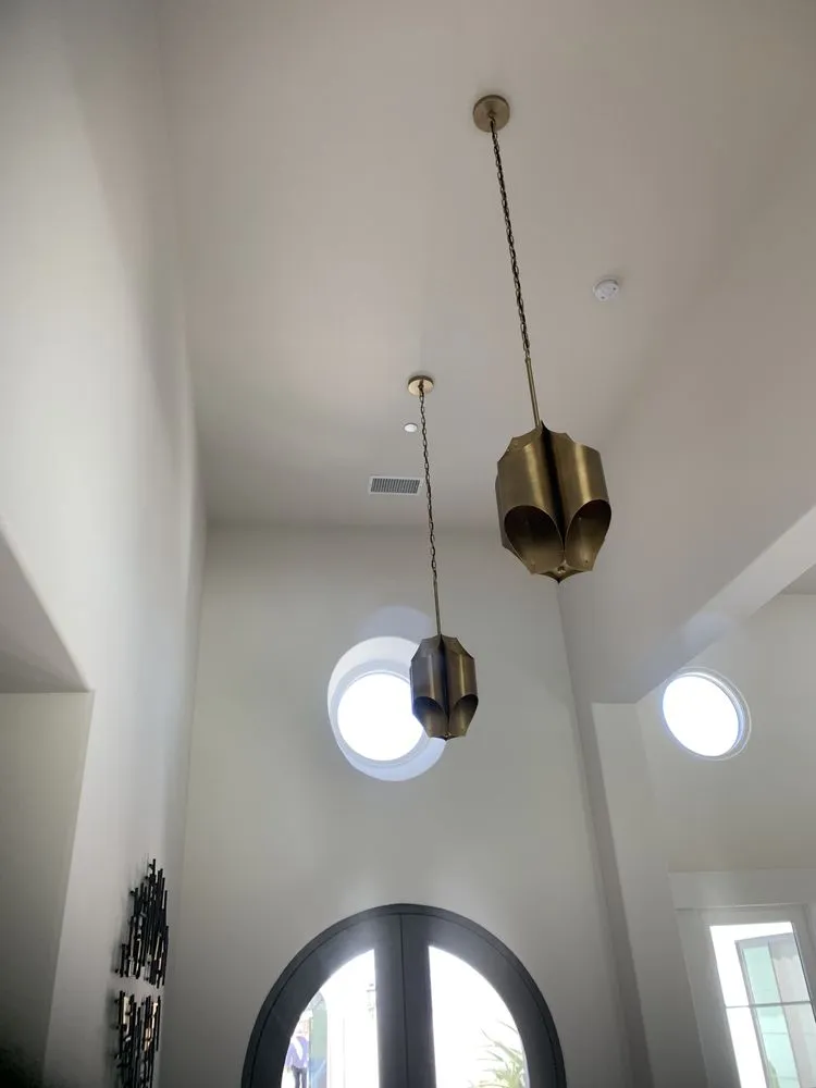 Slide of Mighty Hand Pros