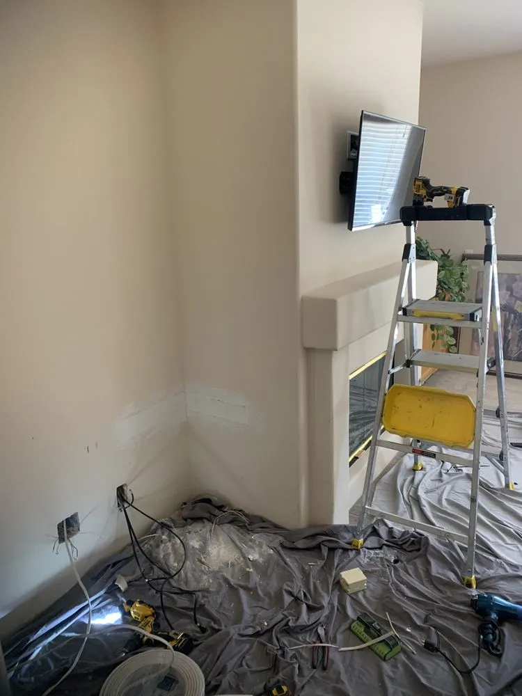 Slide of Mighty Hand Pros