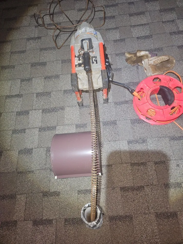 Emergency drain cleaning in St. Cloud, FL by Miguel Mip Drain Clearing services