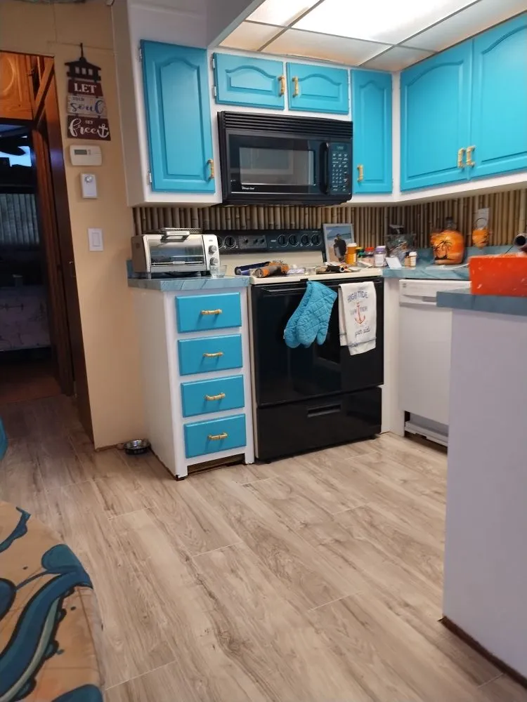 Slide of Mike C Handyman