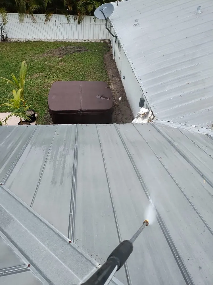 Slide of Mike C Handyman