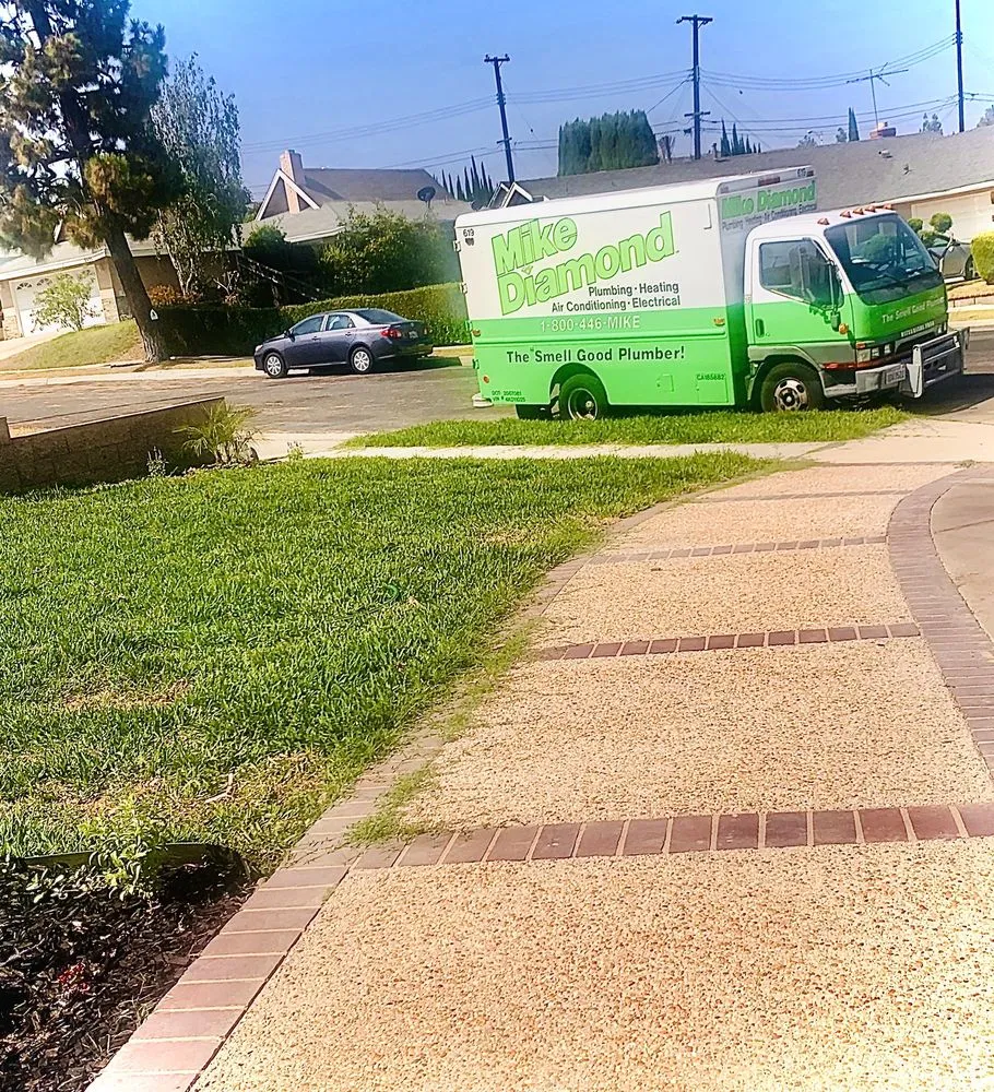 Slide of Mike Diamond Services