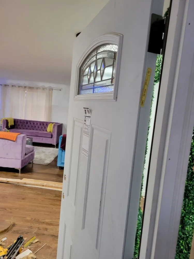 Slide of Mike The Handyman