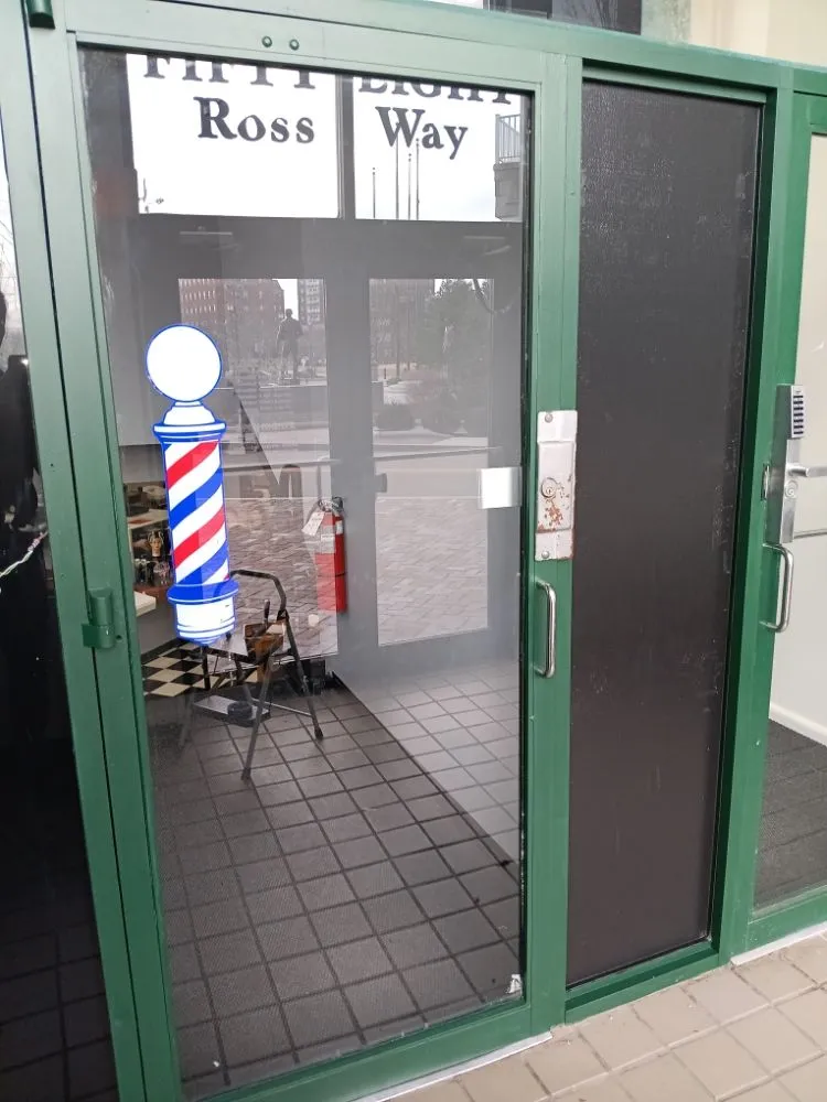 Slide of Mike The Handyman