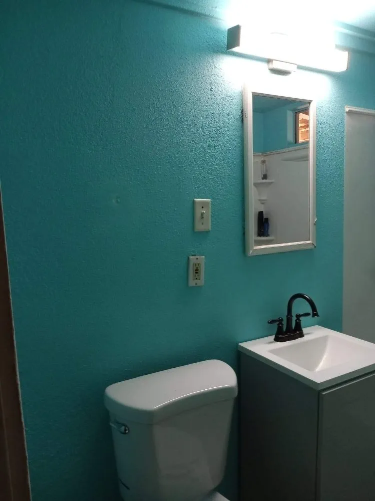 Slide of Mikes Handyman Repair