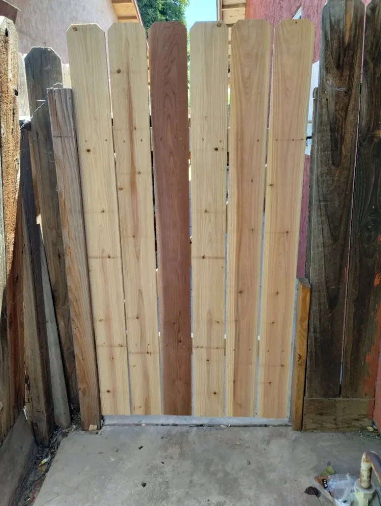 Slide of Mikes Handyman Repair